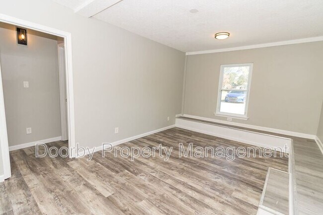 Building Photo - 7707 Canyon Dr