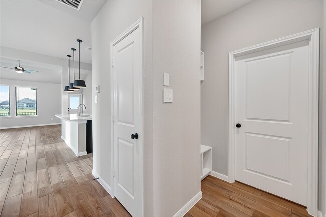 Building Photo - 27306 Ky Cv Ct