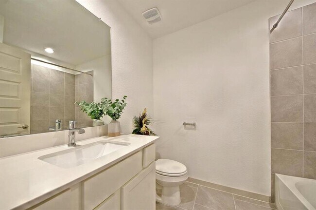 Building Photo - 6902 Telford Holw Trl