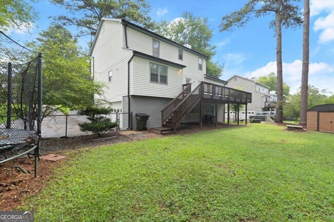 Building Photo - 3220 Casteel Rd