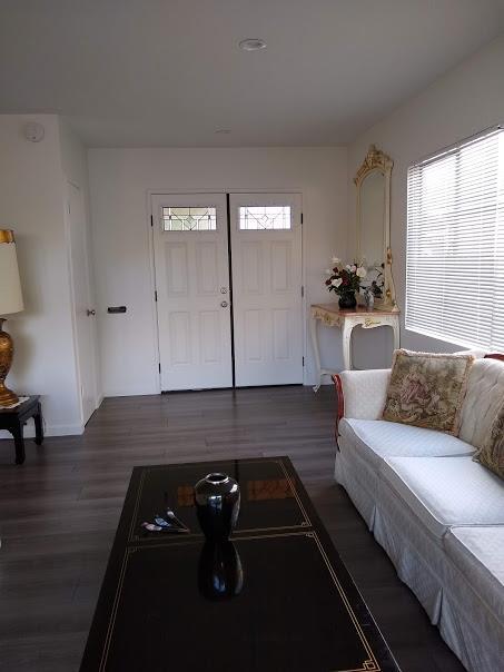 Building Photo - 11856 Beatrice St