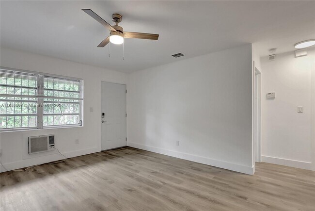 Building Photo - 2550 NW 68th St