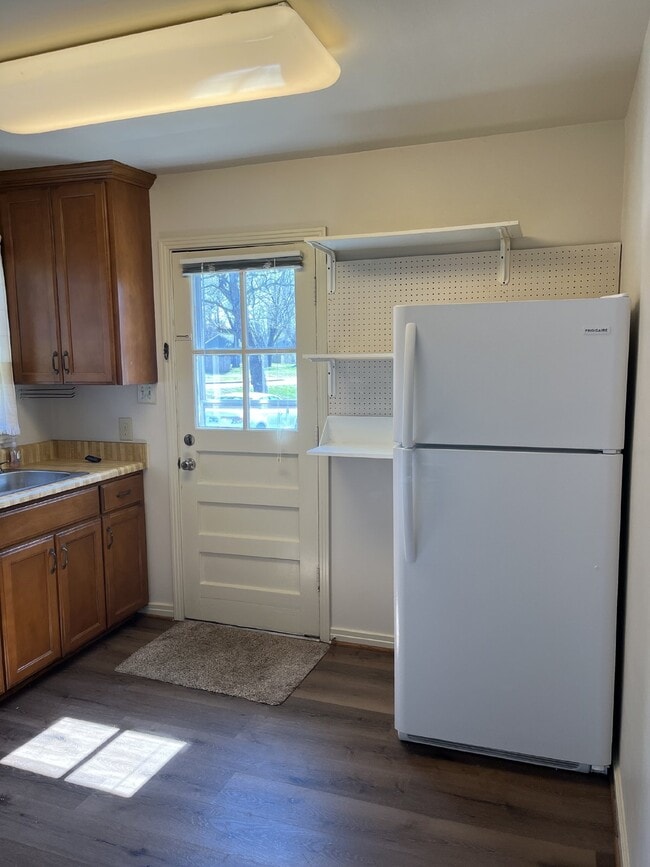 Building Photo - 246 McGavock Pk