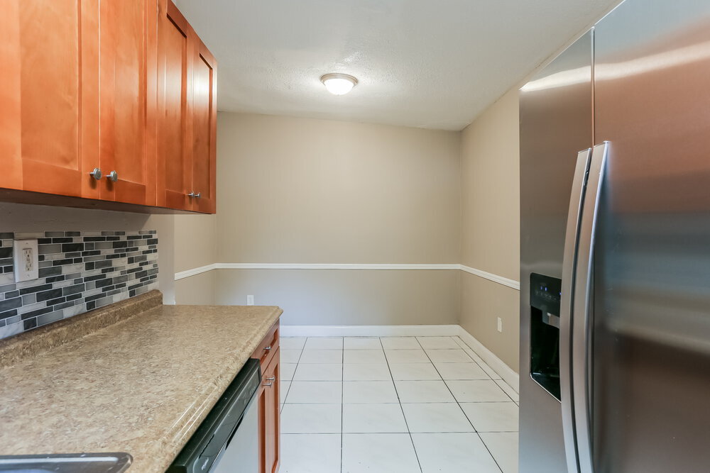 Building Photo - 550 NW 29th Terrace