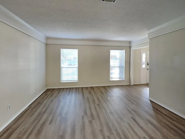 Building Photo - 506 Blair Meadow Dr