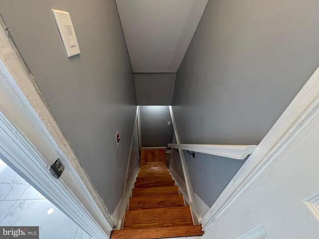 Building Photo - 712 Ohio Ave