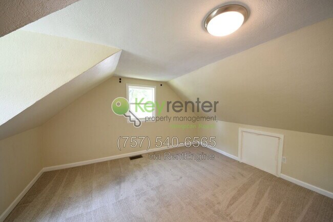 Building Photo - 3742 Atterbury St