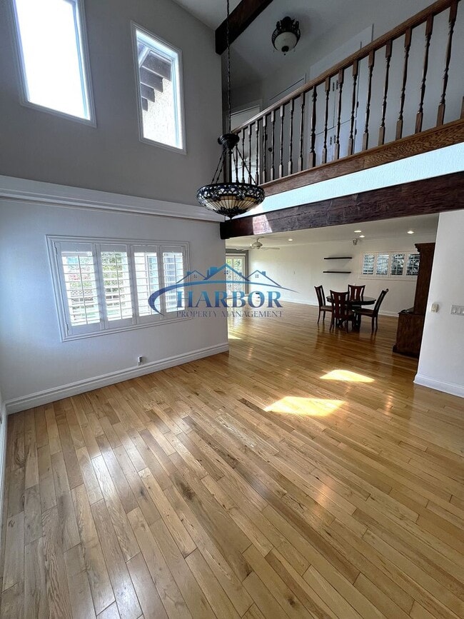Building Photo - Beautiful 4-Bedroom Home with Canyon Views...
