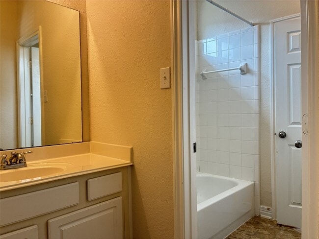 Building Photo - 14207 Parable Ct