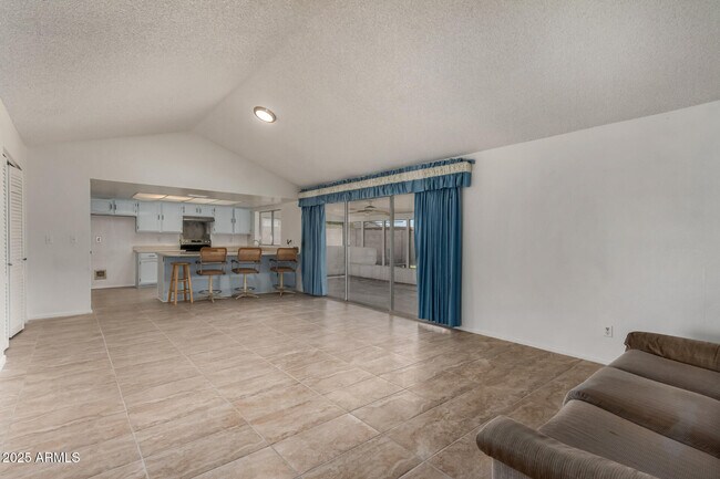 Building Photo - 5809 W Yucca St