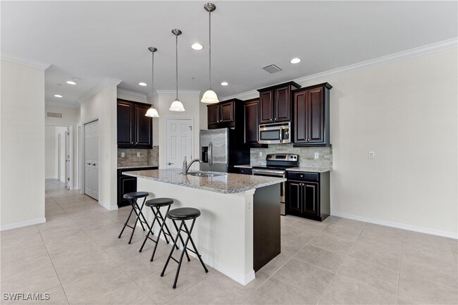 Building Photo - 8531 Violeta St