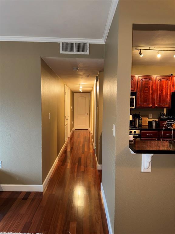 Building Photo - 2053 Dixie Belle Dr