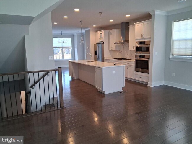 Building Photo - 5158 Ridgeview Retreat Dr