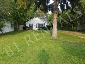 Building Photo - 361 Hege Ave