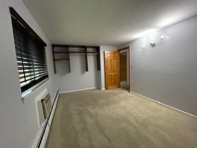 Building Photo - 97 Bishop Dr