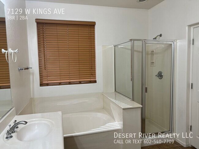 Building Photo - 7129 W Kings Ave