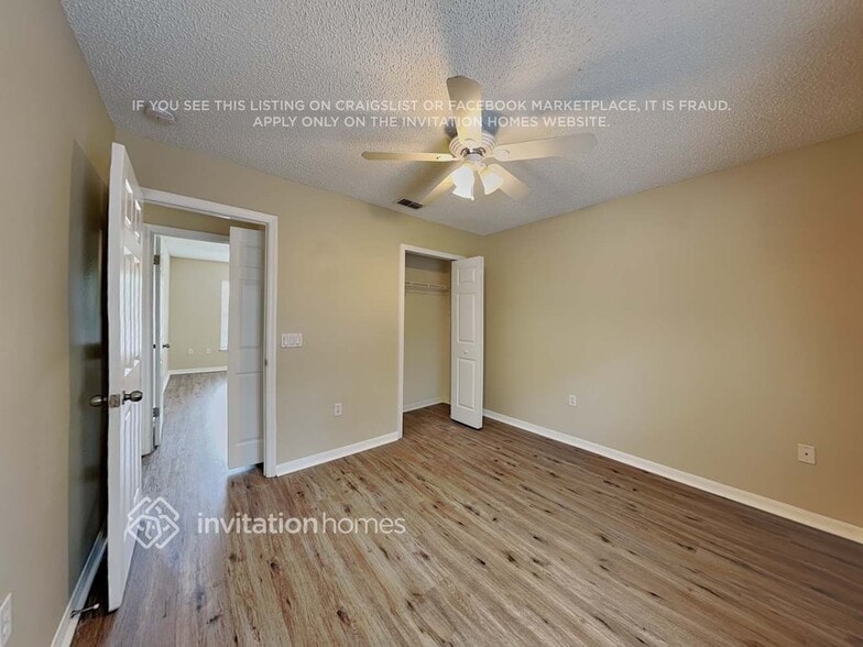 Building Photo - 3904 Stonefield Dr