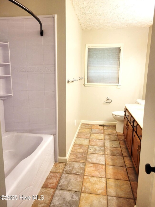 Building Photo - 316 Stornoway Dr