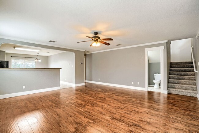 Building Photo - Property in Bulverde Village