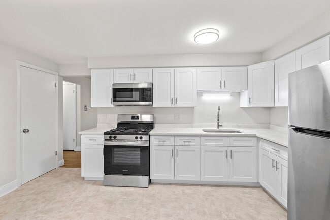 Building Photo - 8412 W Gregory St