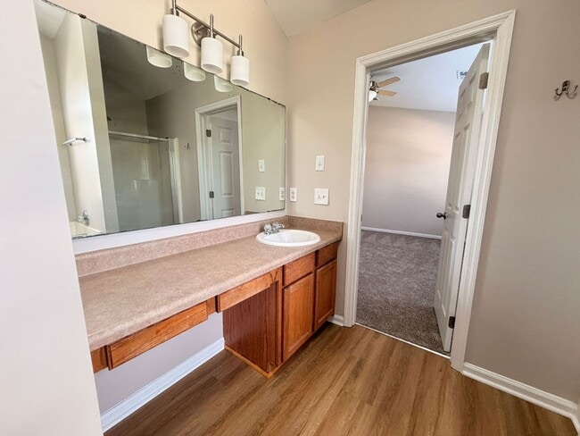 Building Photo - Available now. Beautiful, FULLY REMODELED 3 BR/2.5 BA Home in Tanner Plantation!