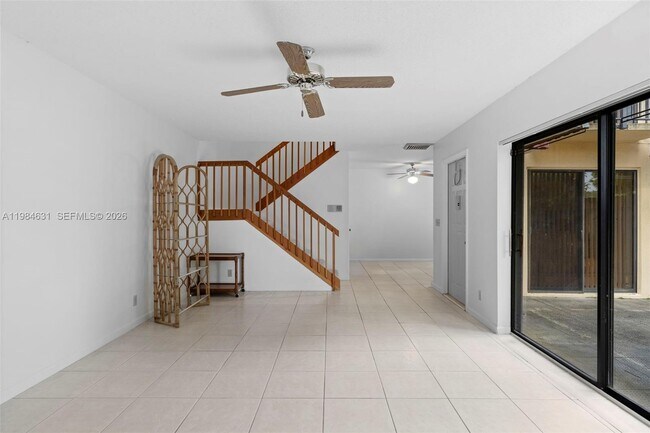 Building Photo - 713 NW 99th Cir