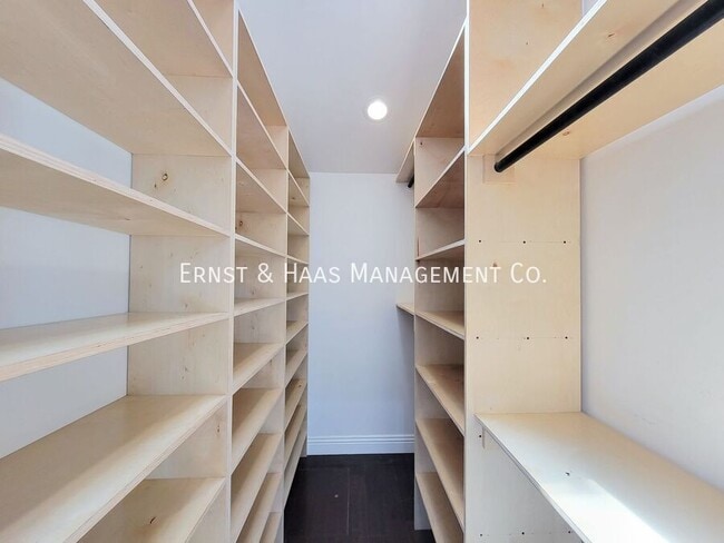 Building Photo - 5325 Autry Ave