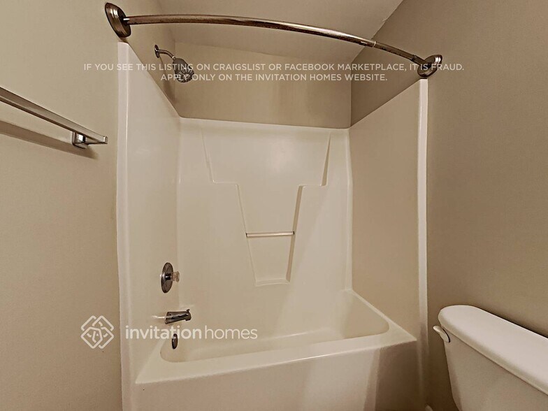 Building Photo - 105 N Audubon Ave