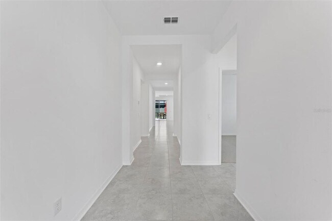 Building Photo - 32034 Sapna Chime Dr