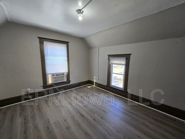 Building Photo - 71 Lafayette St