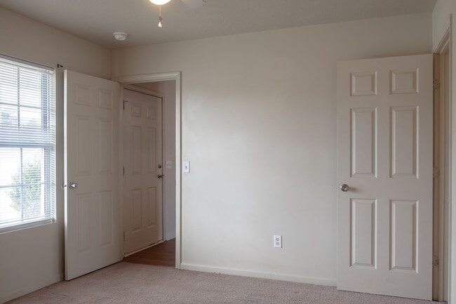 Building Photo - 5005 Scotch Pine Ave