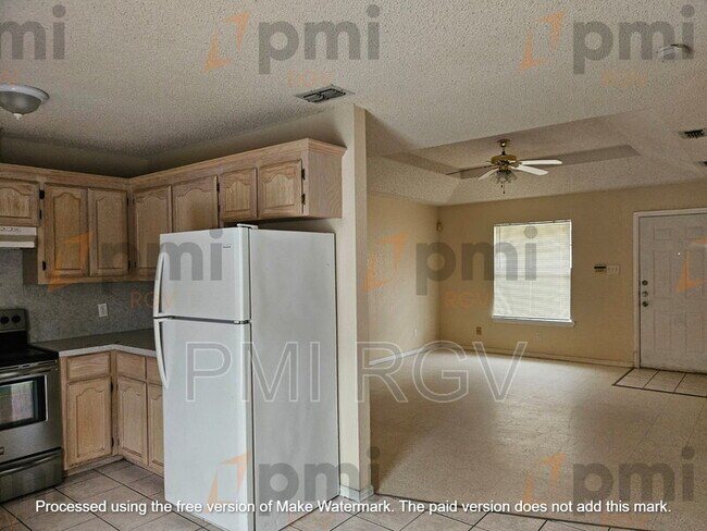 Building Photo - 716 Quail Ave