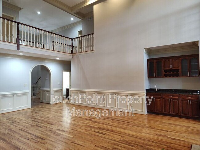 Building Photo - 4200 Old Course Dr