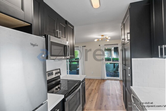 Building Photo - 291 Tradewinds Dr