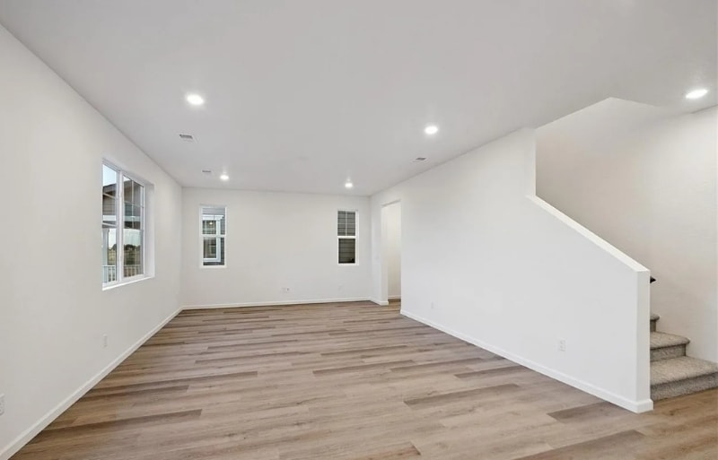 Building Photo - 924 Steppe Ln