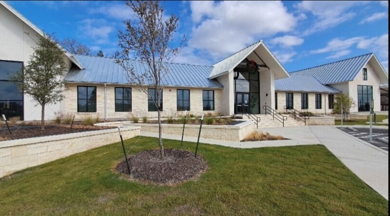 Building Photo - 3819 Millbrook Wy