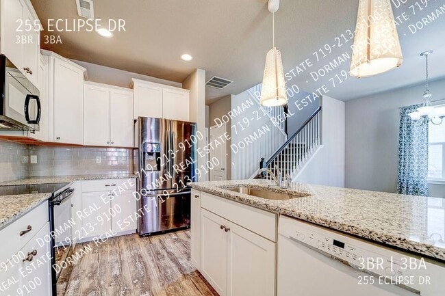 Building Photo - 255 Eclipse Dr