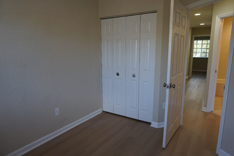 Building Photo - 971 Tortuga Dr