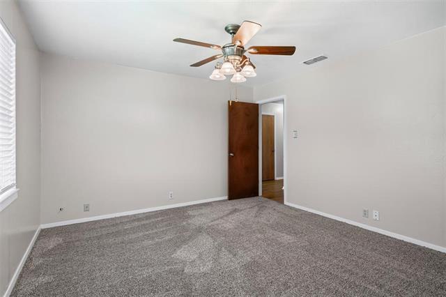 Building Photo - 1221 E FM 4