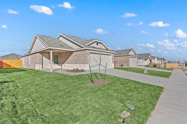 Building Photo - 1340 Blazin Bronco Trl