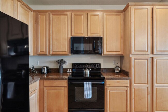 Building Photo - 11512 E Raintree Dr