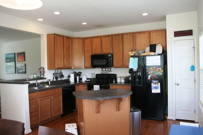 Building Photo - 2775 Aldersgate Way