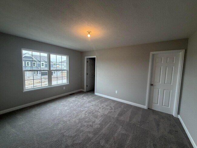 Building Photo - 9630 Lennon Ln