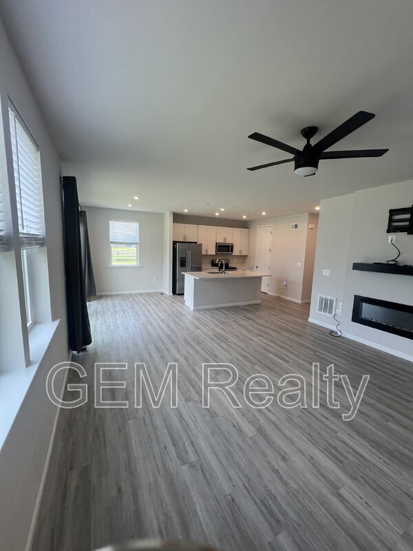 Building Photo - 6259 Bobcat Ln