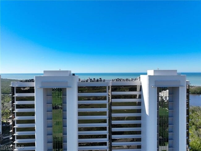 Building Photo - 6825 Grenadier Blvd