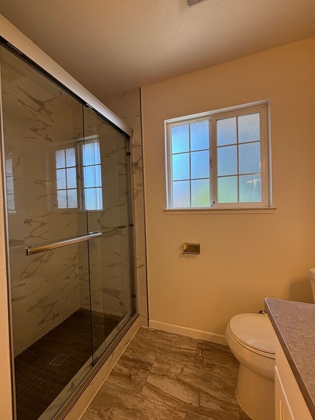 Building Photo - Beautiful 4 bedroom, 3 bathroom two-story home for rent in the highly desirable Mission San Jose ...