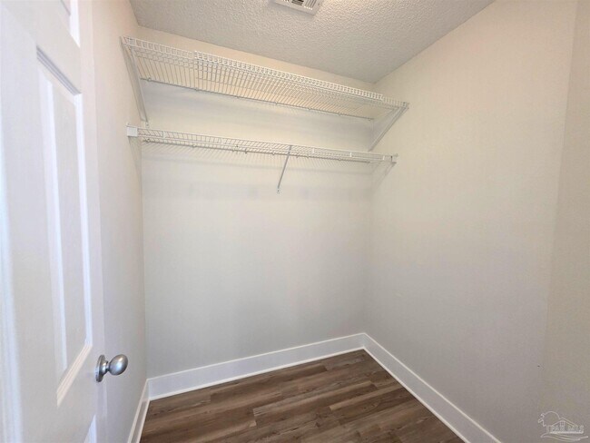Building Photo - 5008 Orlando Ct