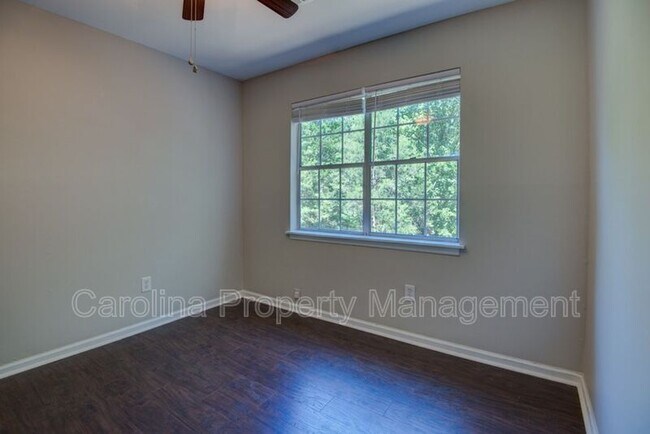 Building Photo - 11205 Vintage Ln