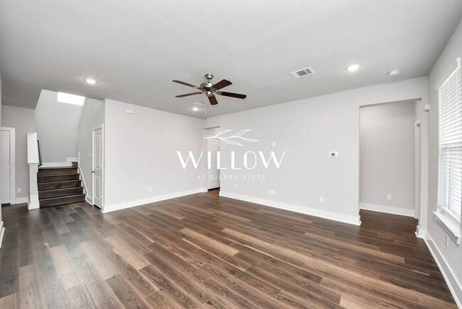 Building Photo - Incredible 3-Bedroom Home – 6 Weeks FREE R...