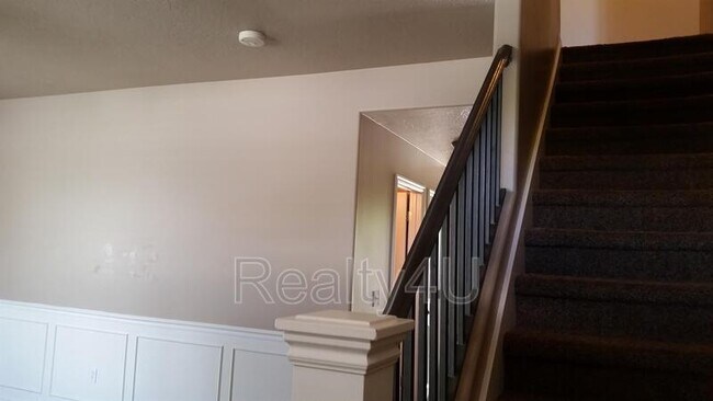 Building Photo - 723 S 1525 W